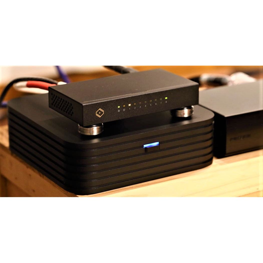 Silent Angel Bonn N8 with Z1 music server