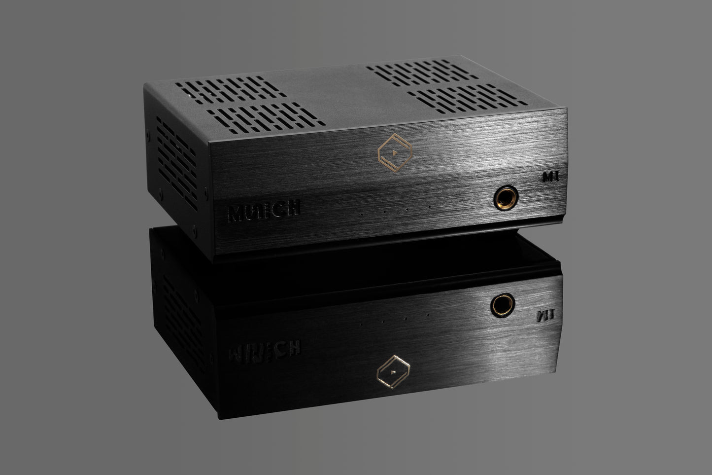 Opened Box — Silent Angel Munich M1 V2 Hi-Fi Network Streamer